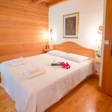 Vakantiehuis 5br 300m From Center *
