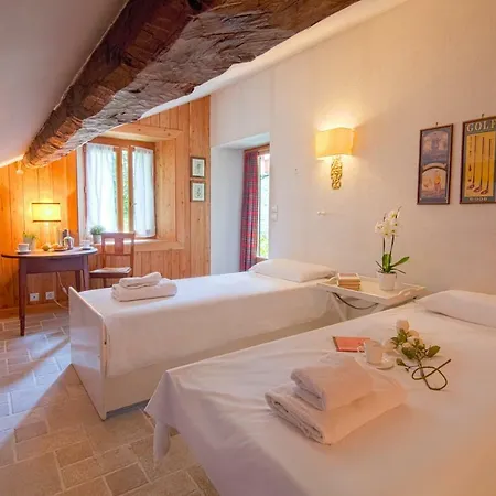 Vakantiehuis 5br 300m From Center *